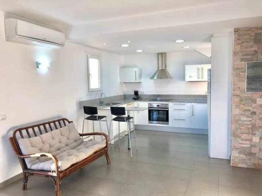 Amplio Apartamento Con Jardin En Almadrava Roses Eksteriør bilde