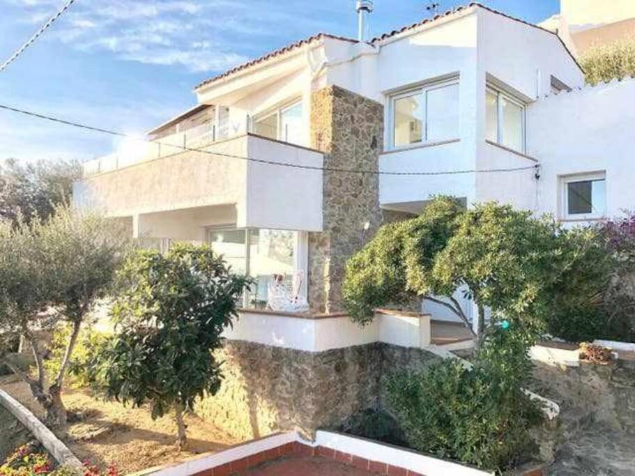 Amplio Apartamento Con Jardin En Almadrava Roses Eksteriør bilde
